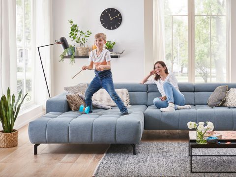 Sofas und Polstergarnituren